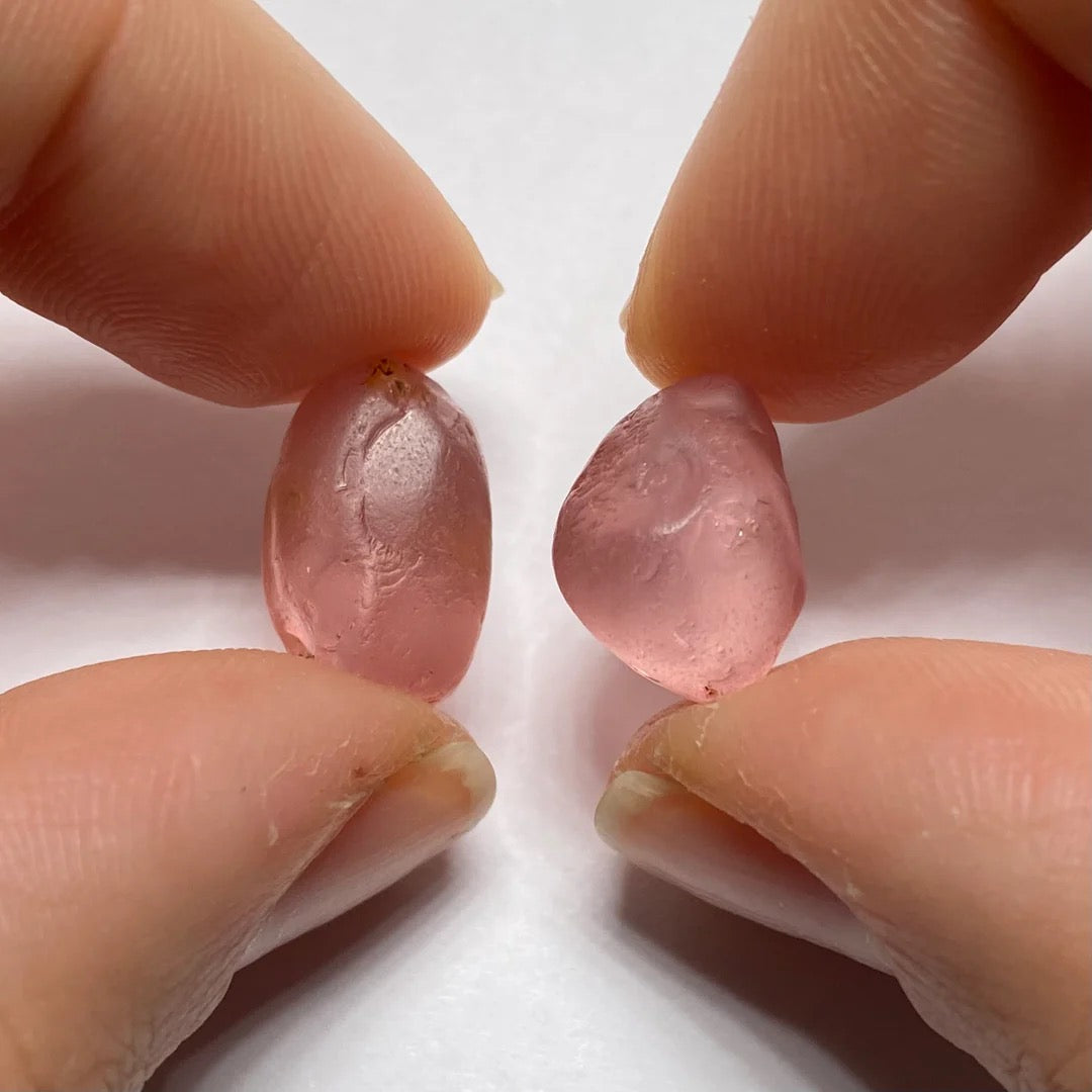 A Guide to Evaluating  Rough Online Using the White Paper Test