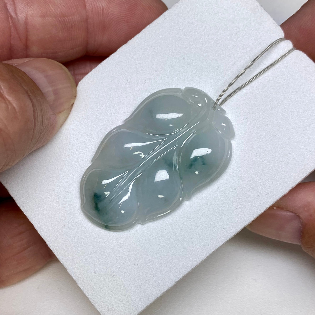 Jadeite Jade Ruyi Pendent - Burma