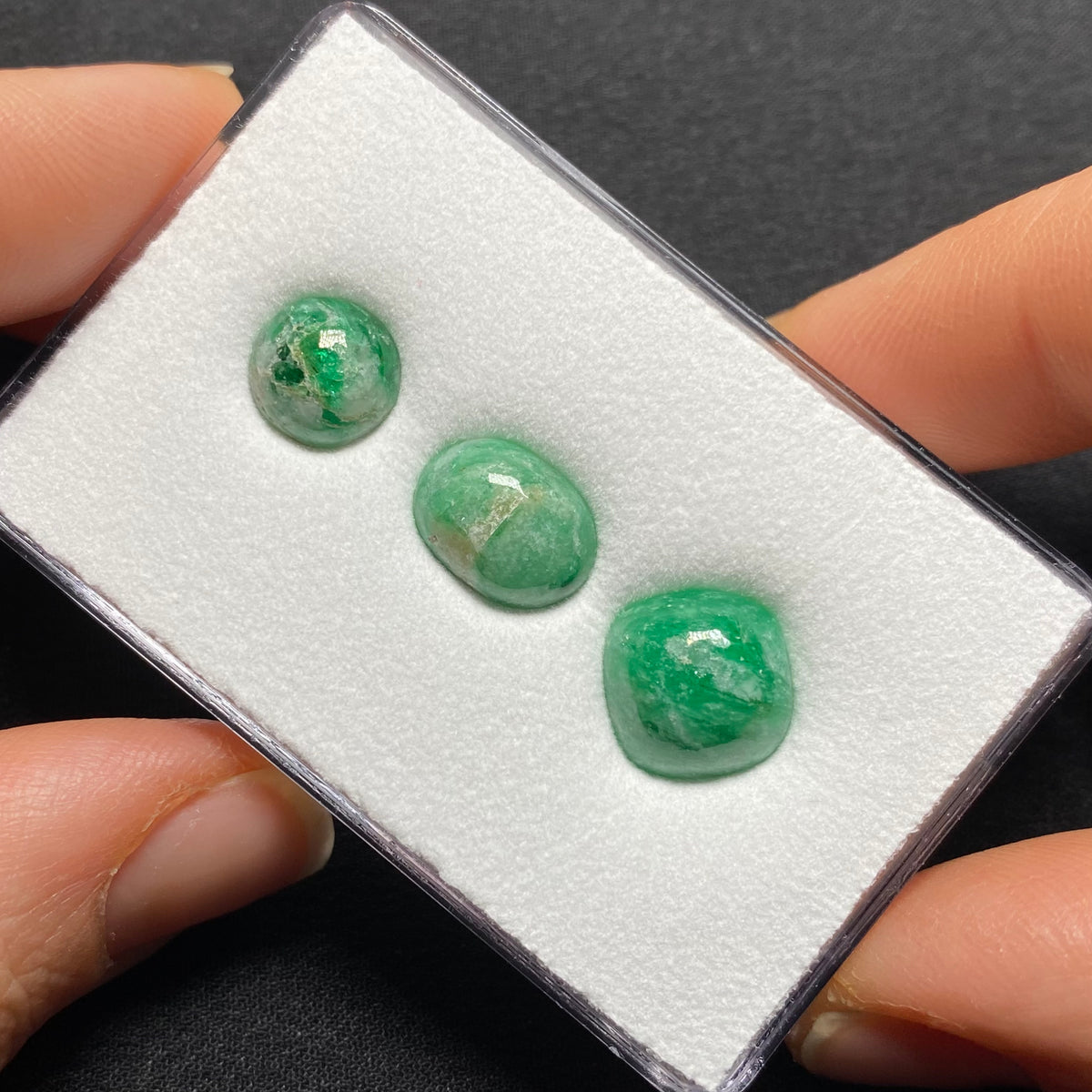 Emerald Cabochon, Zambia