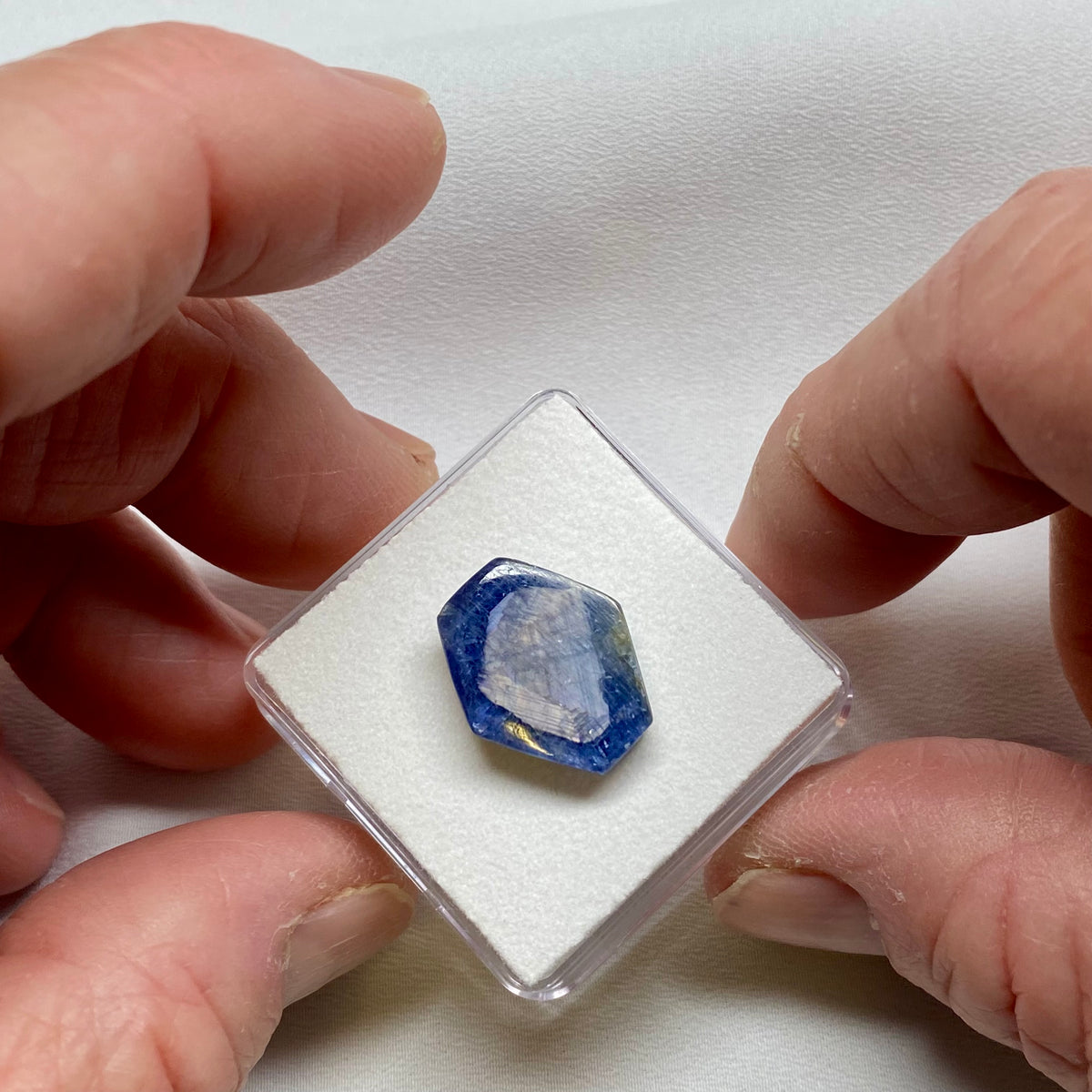 Burmese Sapphire (polished crystal/slice)