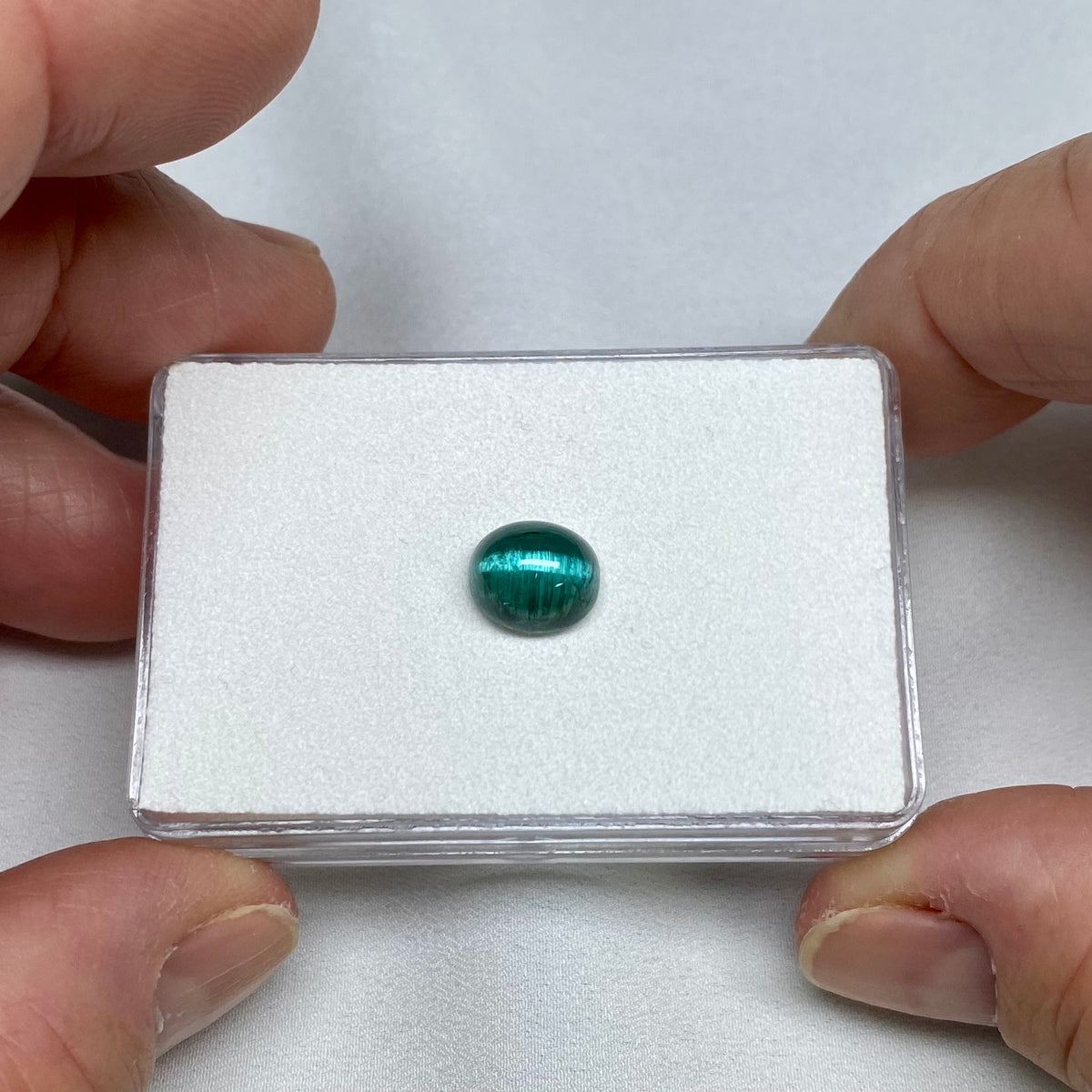 Cat&#39;s-Eye Tourmaline Cabochon