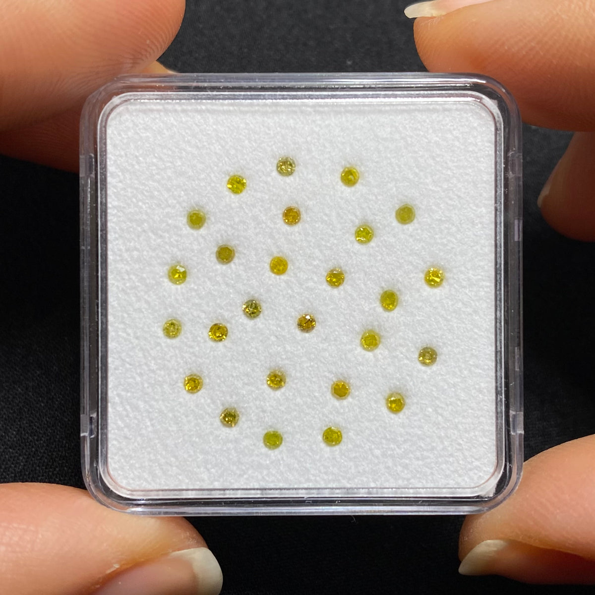 Yellow Diamonds Gem Cube