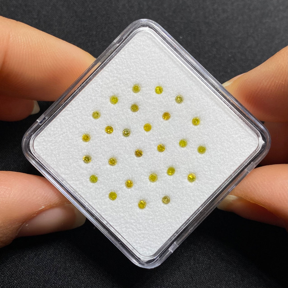 Yellow Diamonds Gem Cube