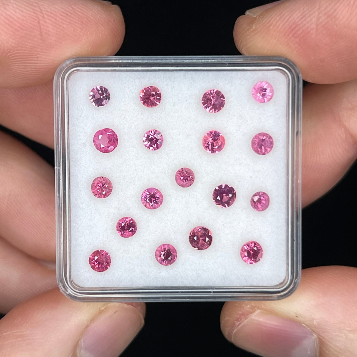 Spinel Gem Cube
