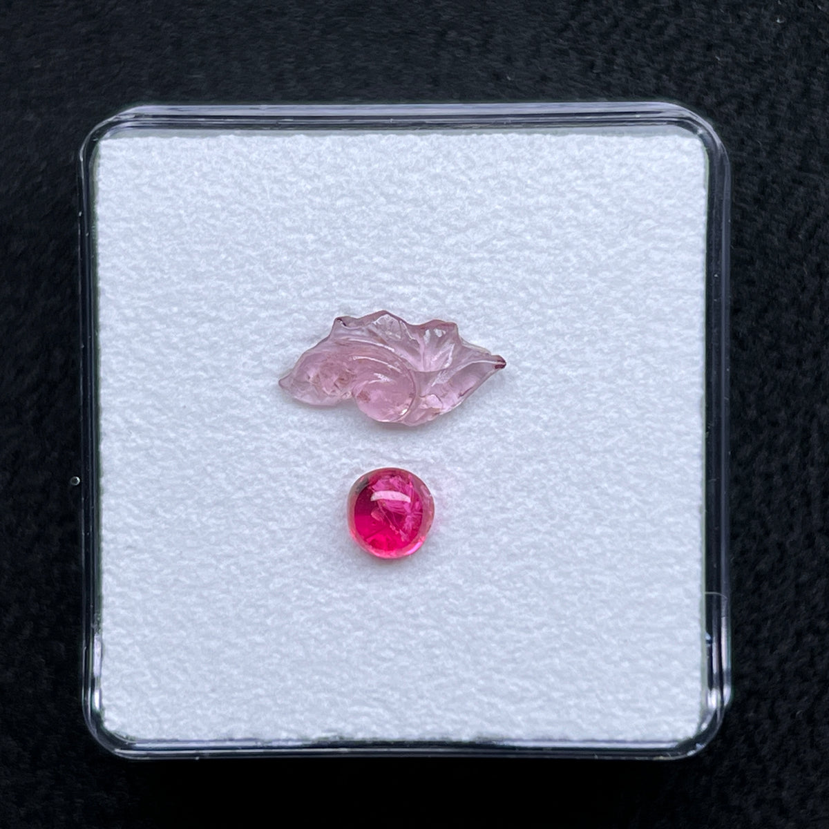 Spinel Carving &amp; Cabochon