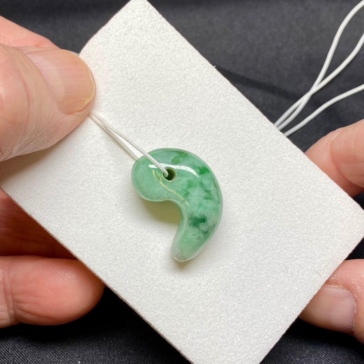 Burmese Jadeite Jade &quot;Magatama&quot; Pendent