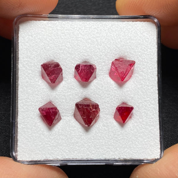 Red Spinel | Red Spinel Crystals | Specimen | Mineral Specimen ...