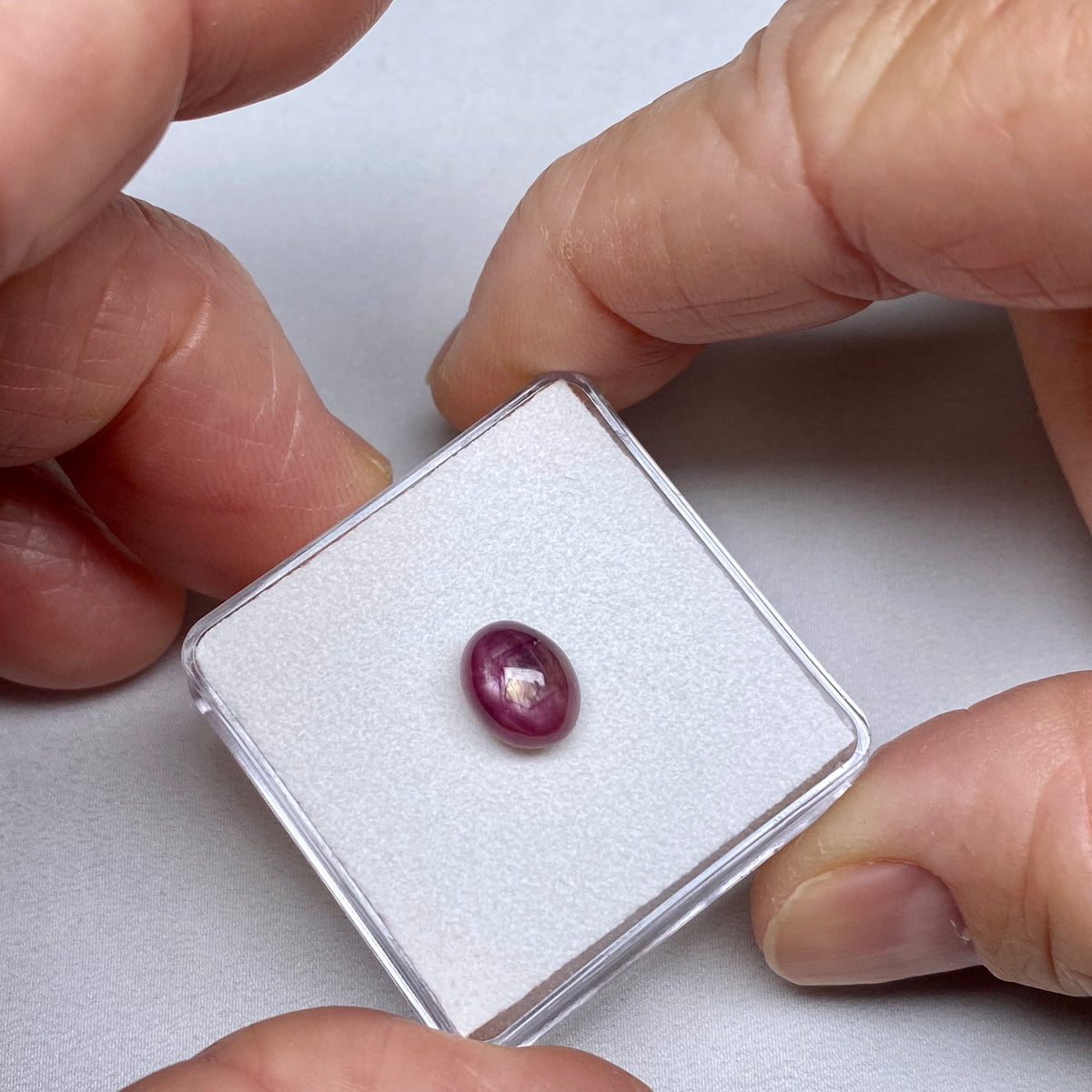 Silky Ruby Sapphire - Vietnam