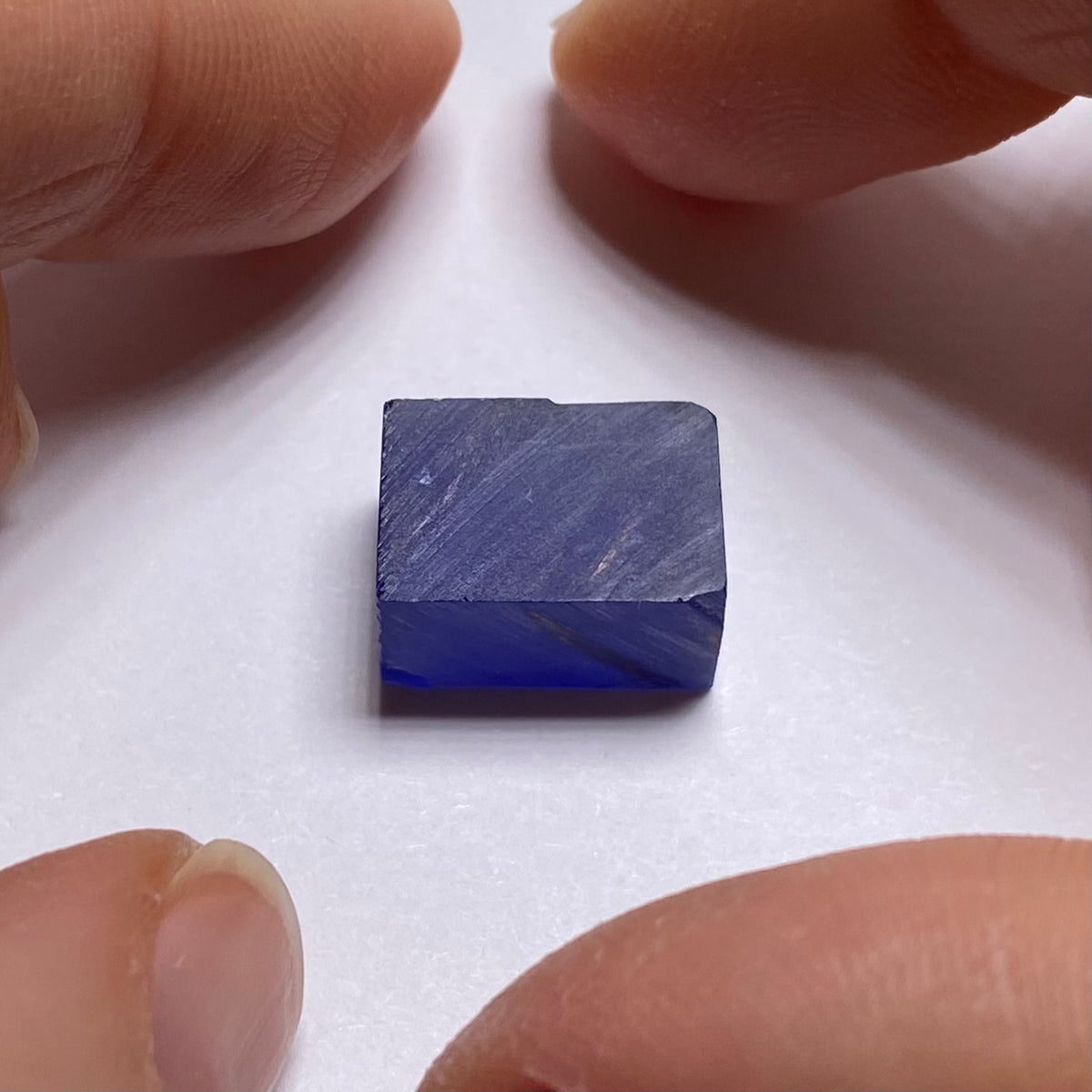 Cornflower Blue Sapphire (Synthetic)
