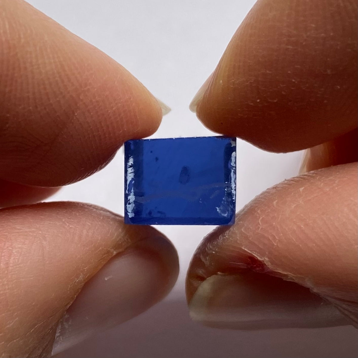 Cornflower Blue Sapphire (Synthetic)