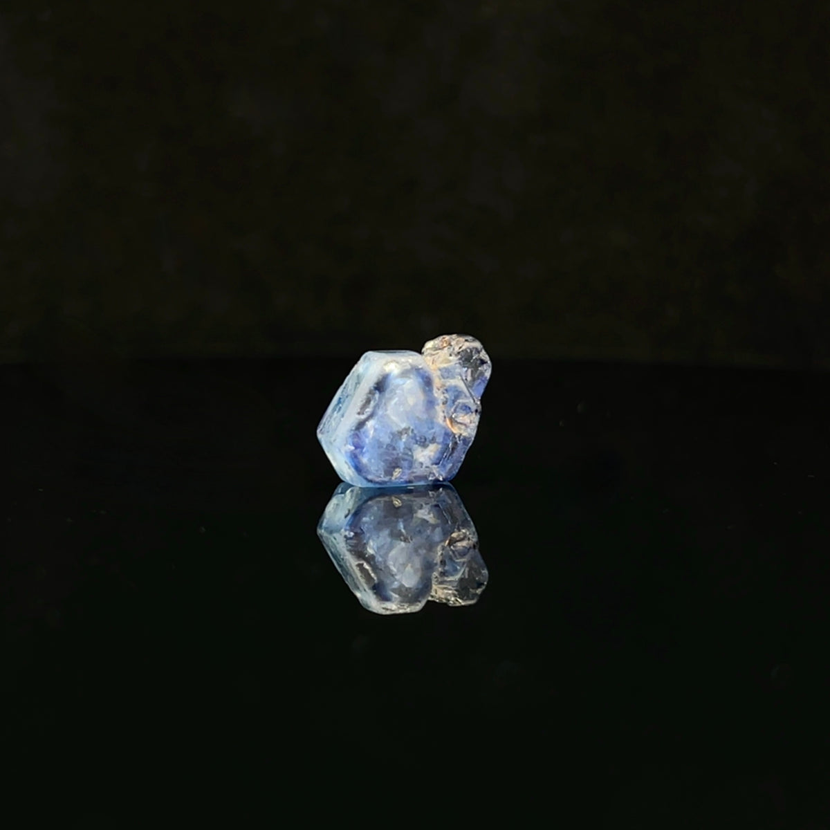 Blue Sapphire Crystal - Sri Lanka (Ceylon)