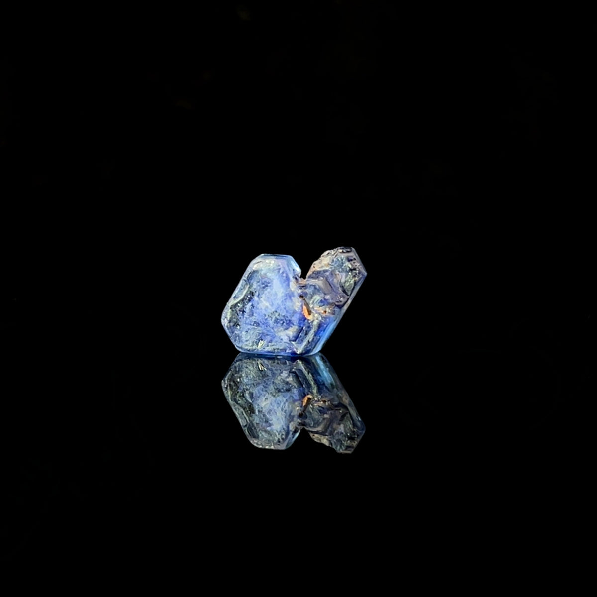 Blue Sapphire Crystal - Sri Lanka (Ceylon)