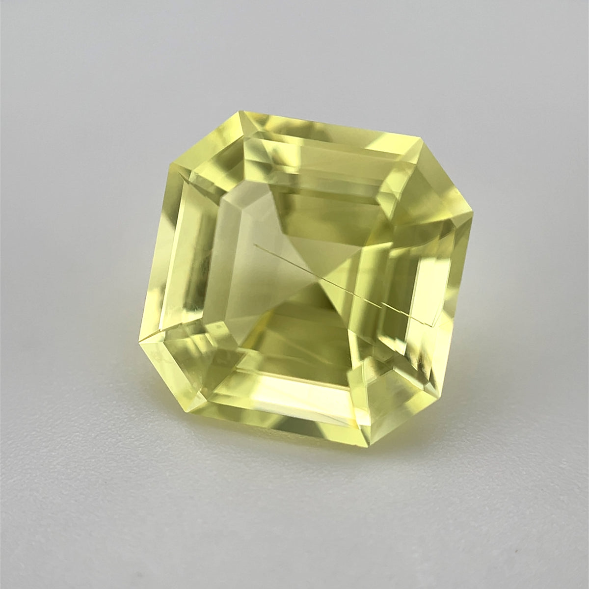 UV Scapolite - Tanzania  (GIA Certified)