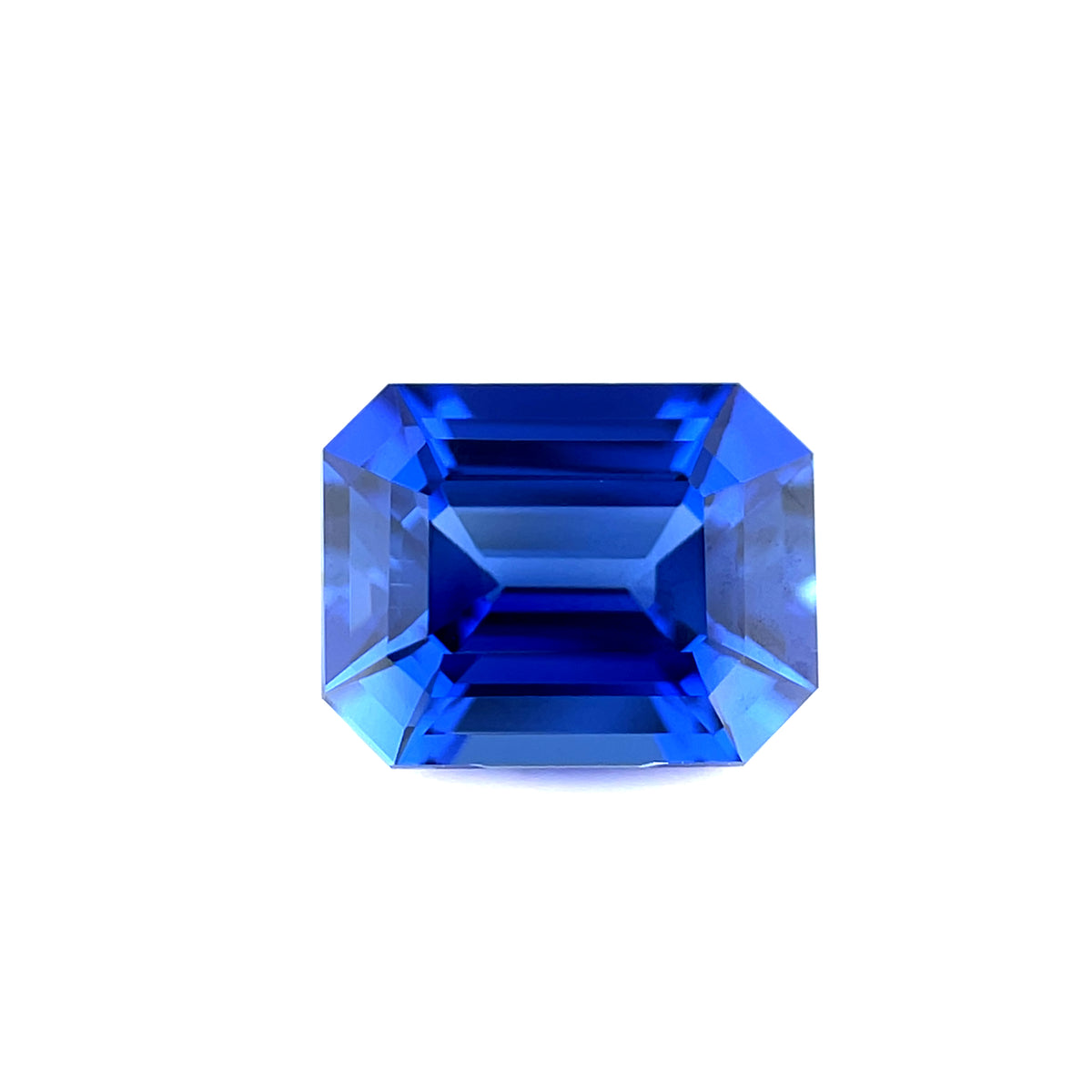 Cornflower Blue Sapphire (Synthetic)