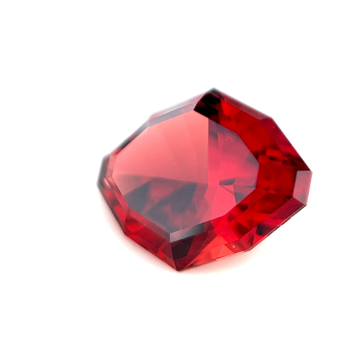 Malaya Garnet - Tanzania